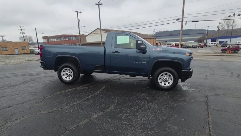 Used 2025 Chevrolet Silverado 3500 W/T video 2