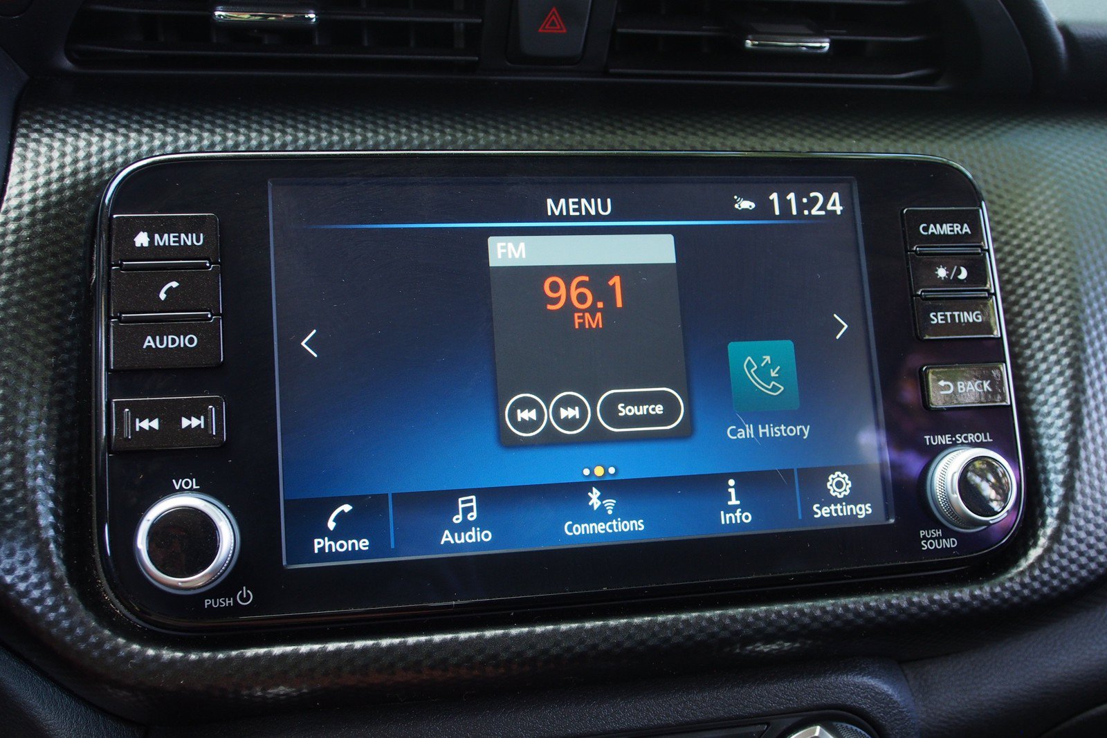 Used 2024 Nissan Kicks SV FWD image 26