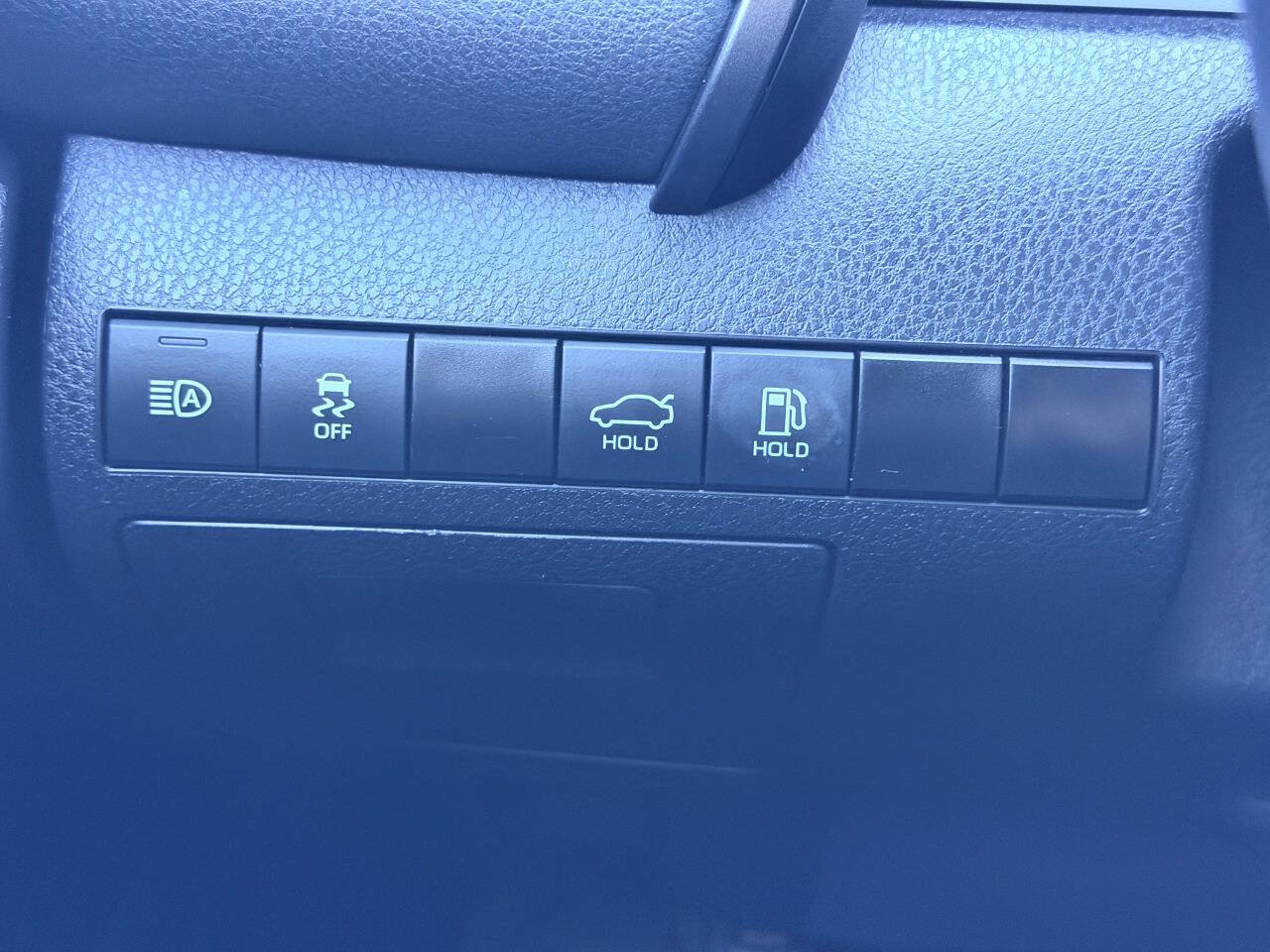 Used 2023 Toyota Camry SE FWD image 31