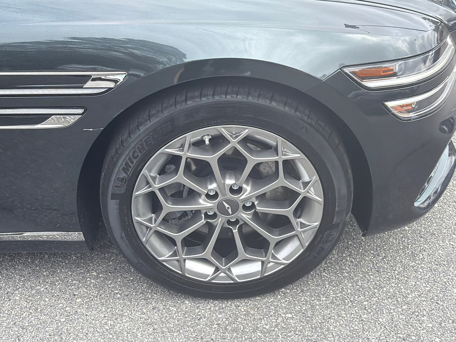 Used 2023 Genesis G80 2.5T w/ Advanced Package image 12