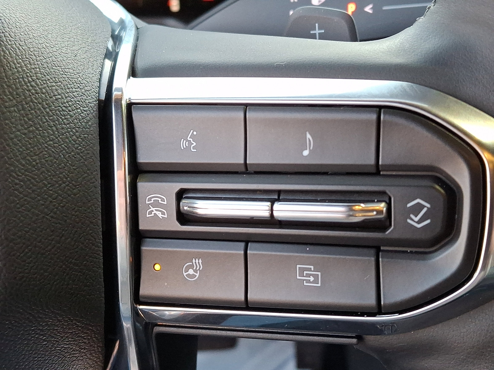 Certified 2024 GMC Acadia Elevation image 24