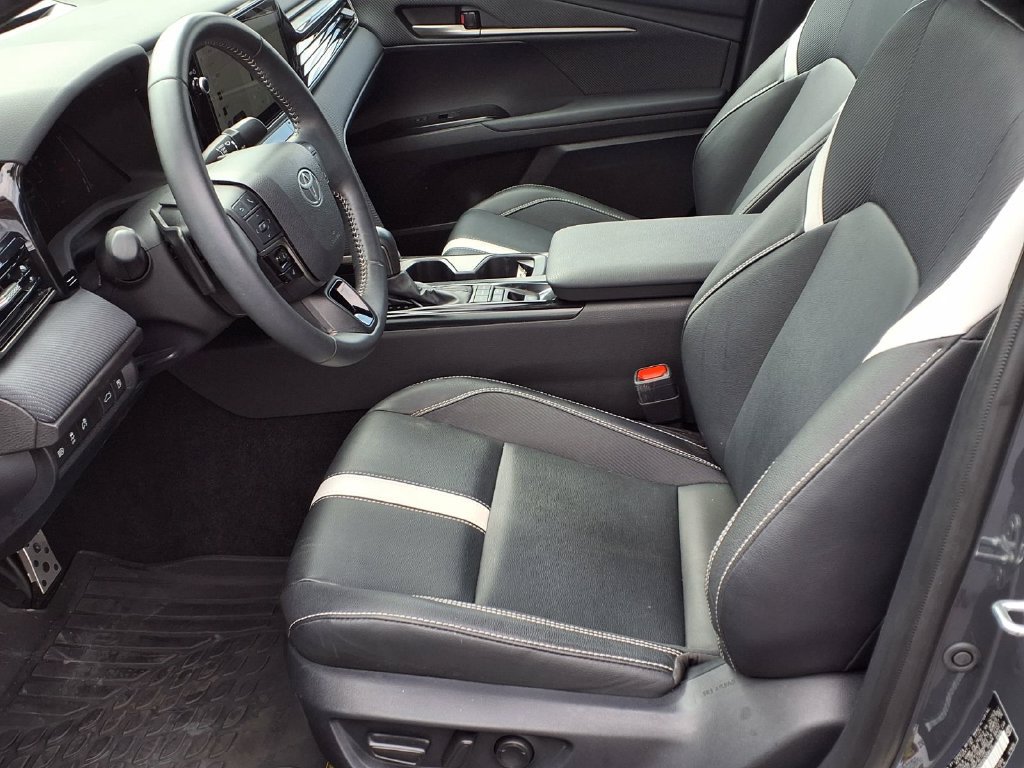 Certified 2025 Toyota Camry SE w/ Multimedia Upgrade Package FWD image 19