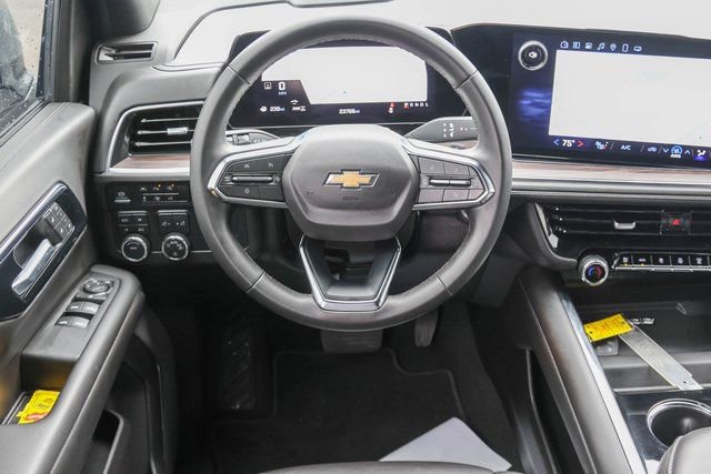 Used 2025 Chevrolet Tahoe LT image 23