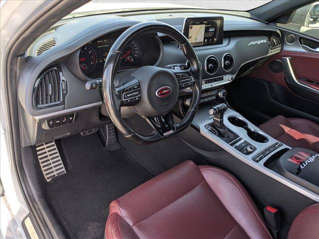 Used 2018 Kia Stinger GT1 RWD image 9