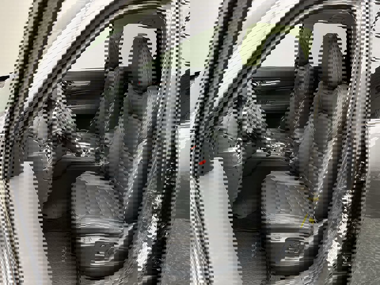 Used 2025 MAZDA CX-5 AWD 2.5 S w/ Premium Plus Pkg image 9