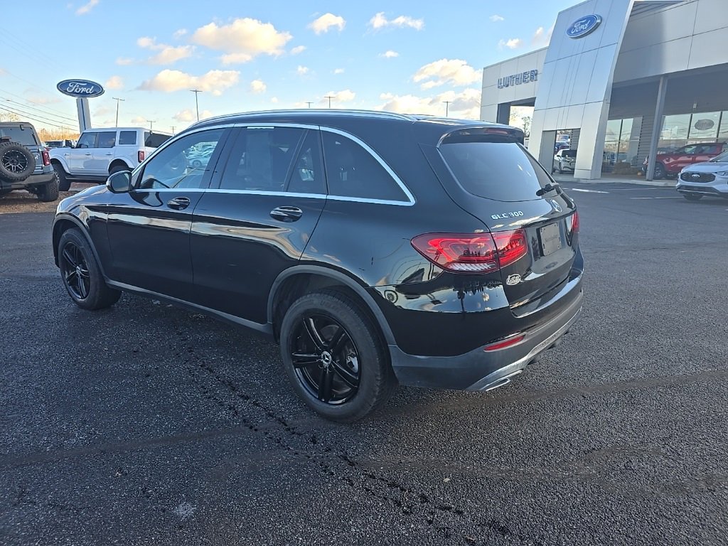 Used 2020 Mercedes-Benz GLC 300 4MATIC image 10