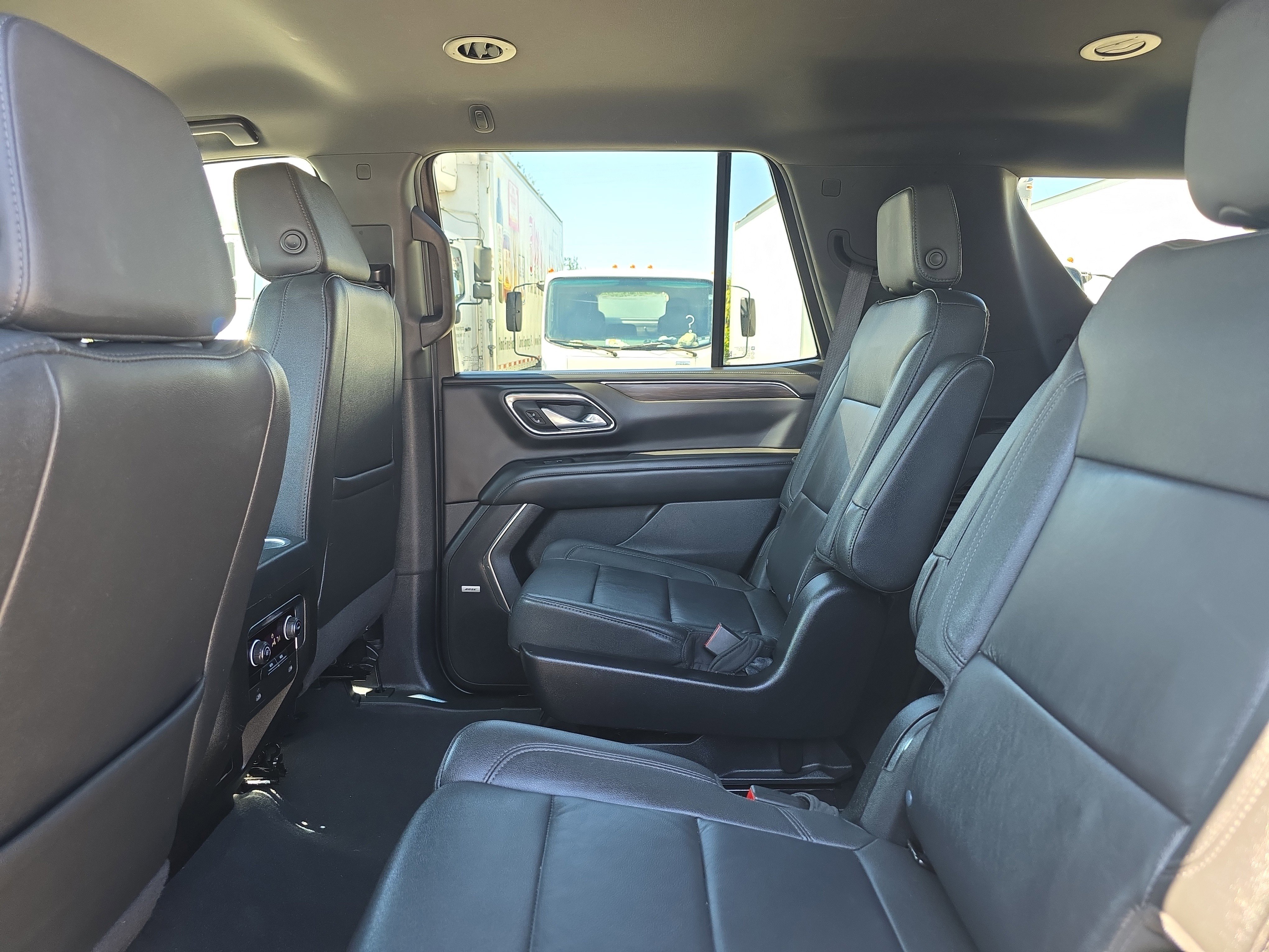 Used 2024 Chevrolet Tahoe LT AWD/4WD image 16