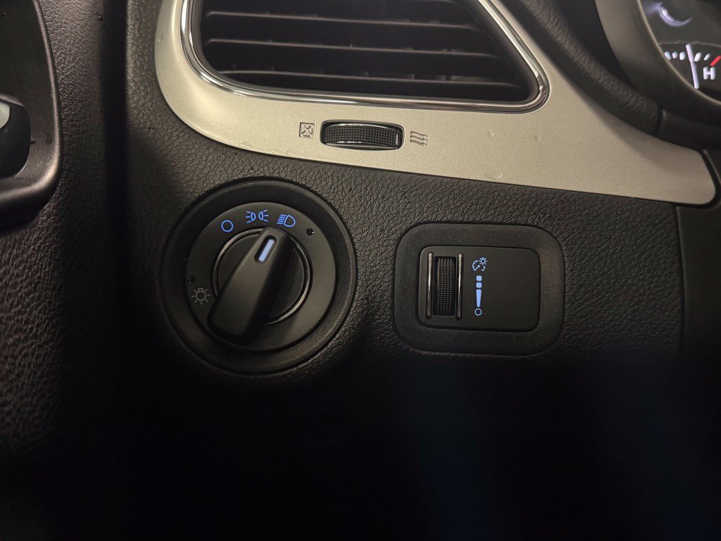 Used 2013 Dodge Journey American Value Package w/ Flexible Seating Group FWD image 14