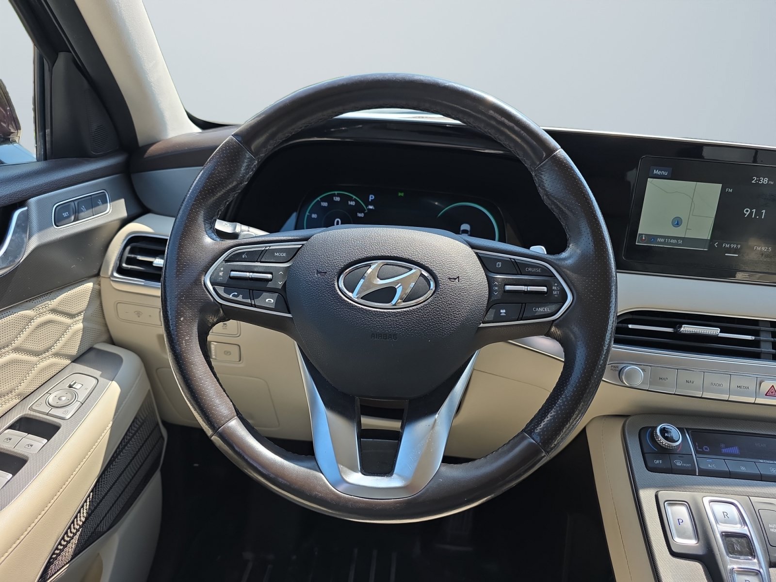 Used 2020 Hyundai Palisade Limited FWD image 13