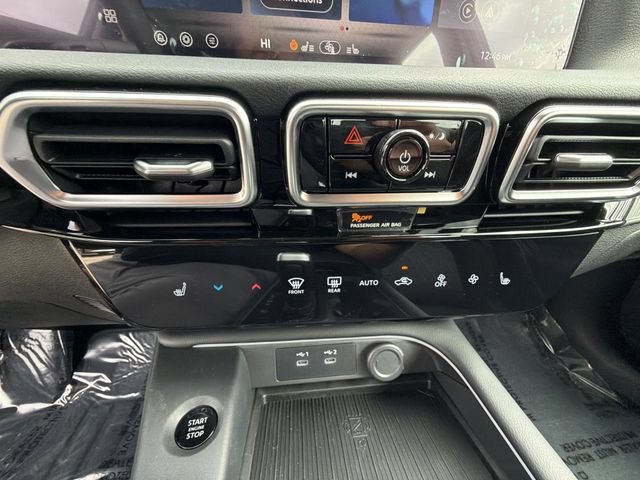 New 2026 Nissan Sentra SV w/ SV Convenience Package FWD image 18