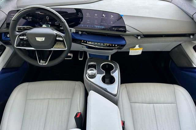 New 2026 Cadillac Optiq Luxury 2 w/ LPO, Floor Liner Package AWD/4WD image 13