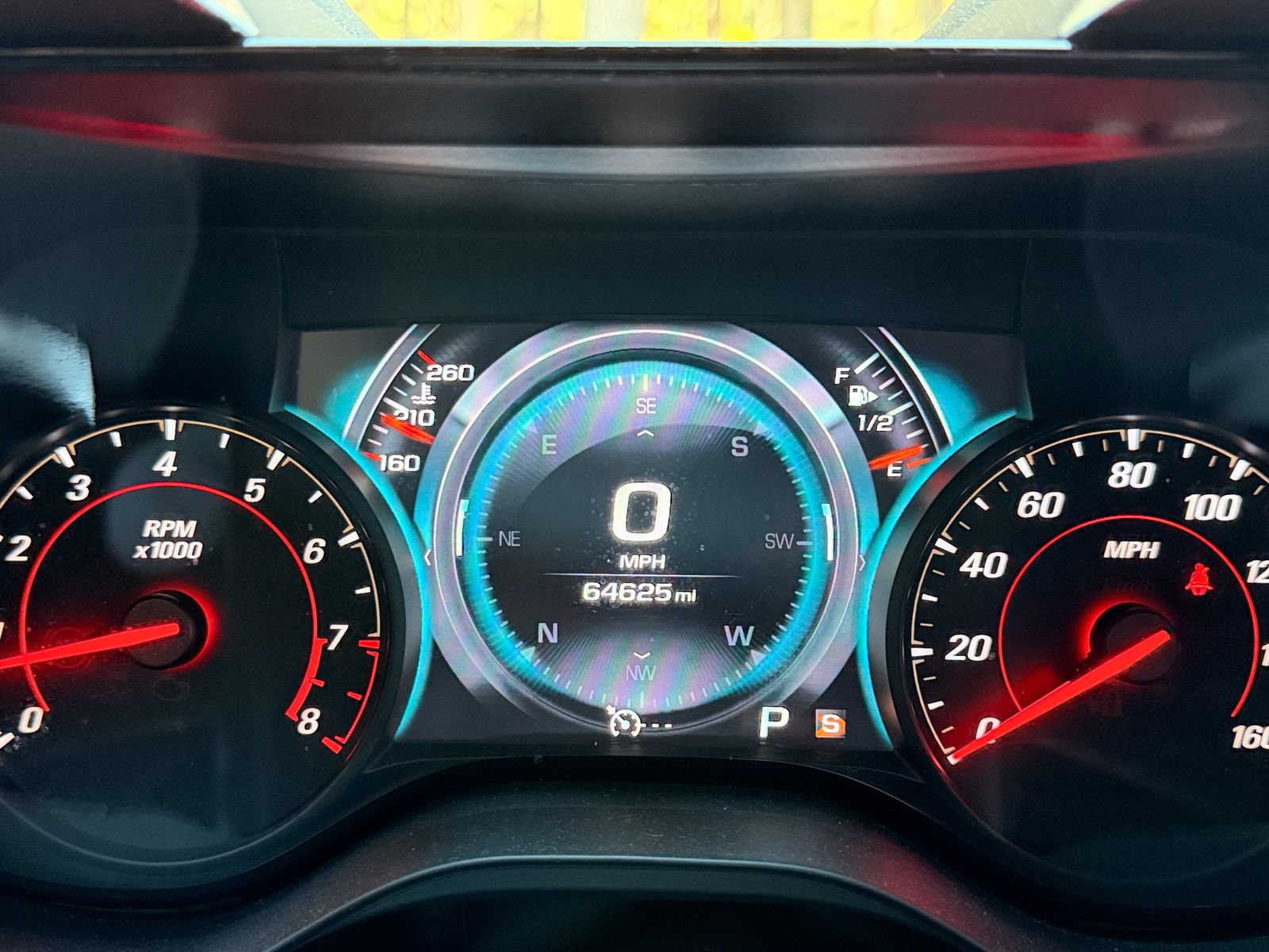 Used 2018 Chevrolet Camaro LT RWD image 19