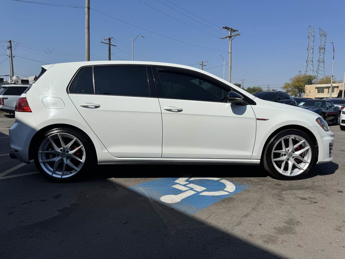 Used 2016 Volkswagen GTI S image 4