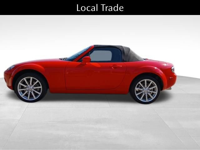 Used 2007 MAZDA MX-5 Miata Touring RWD image 2