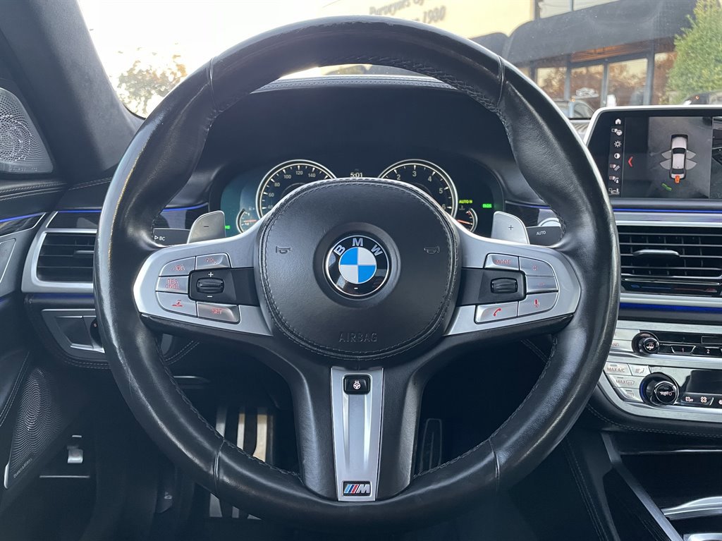 Used 2018 BMW M760i xDrive w/ Luxury Rear Seating Package AWD/4WD image 24