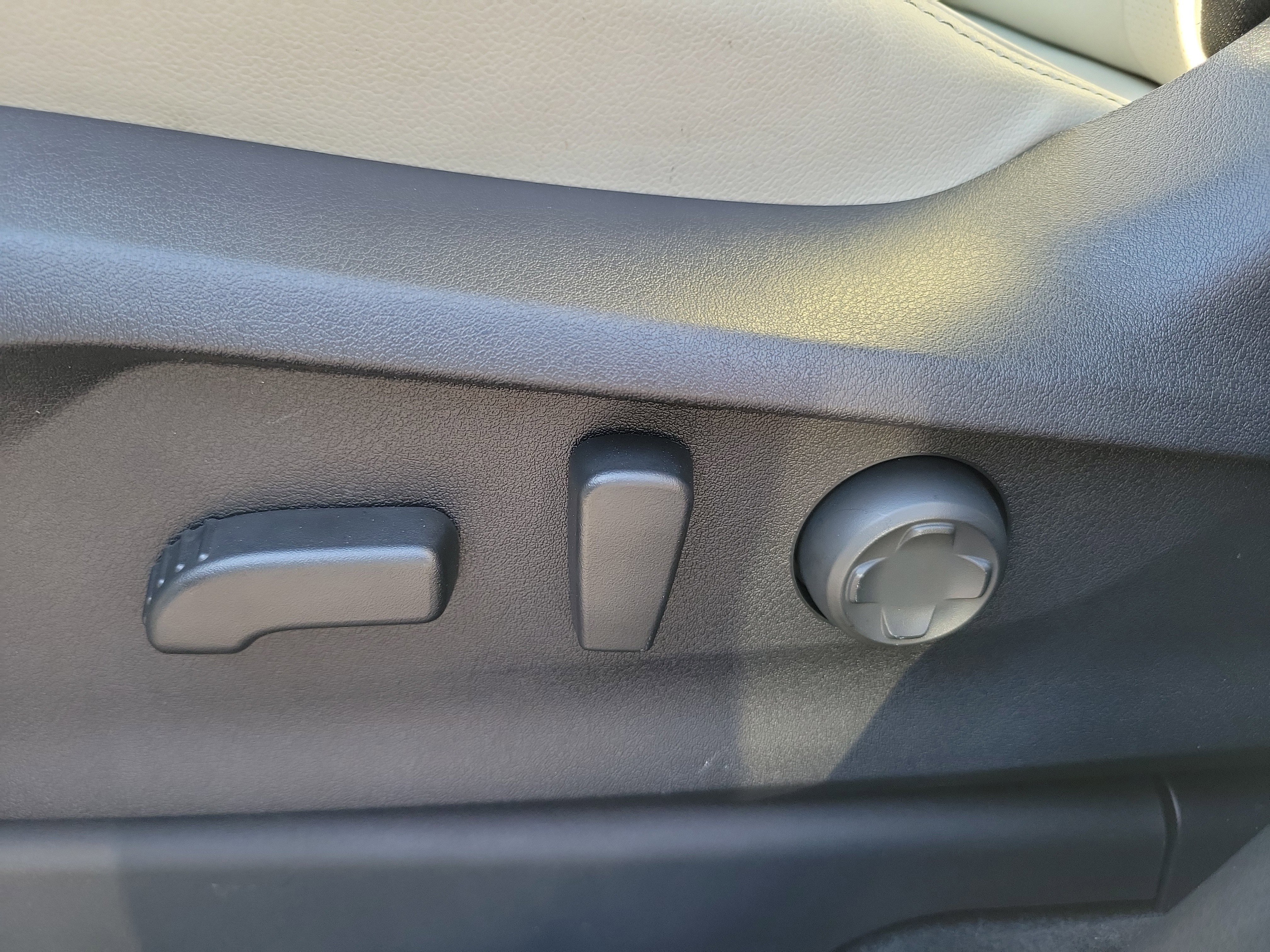 Certified 2025 Subaru Ascent Limited image 20