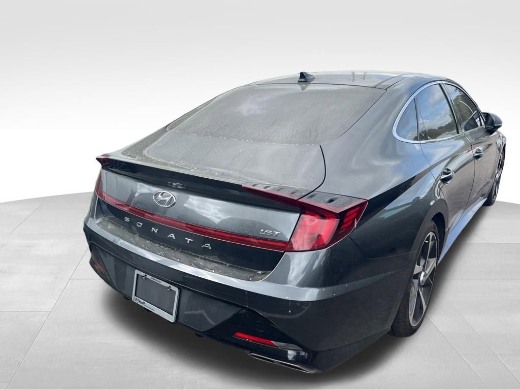 Used 2022 Hyundai Sonata SEL Plus w/ Preferred Accessory Package image 15
