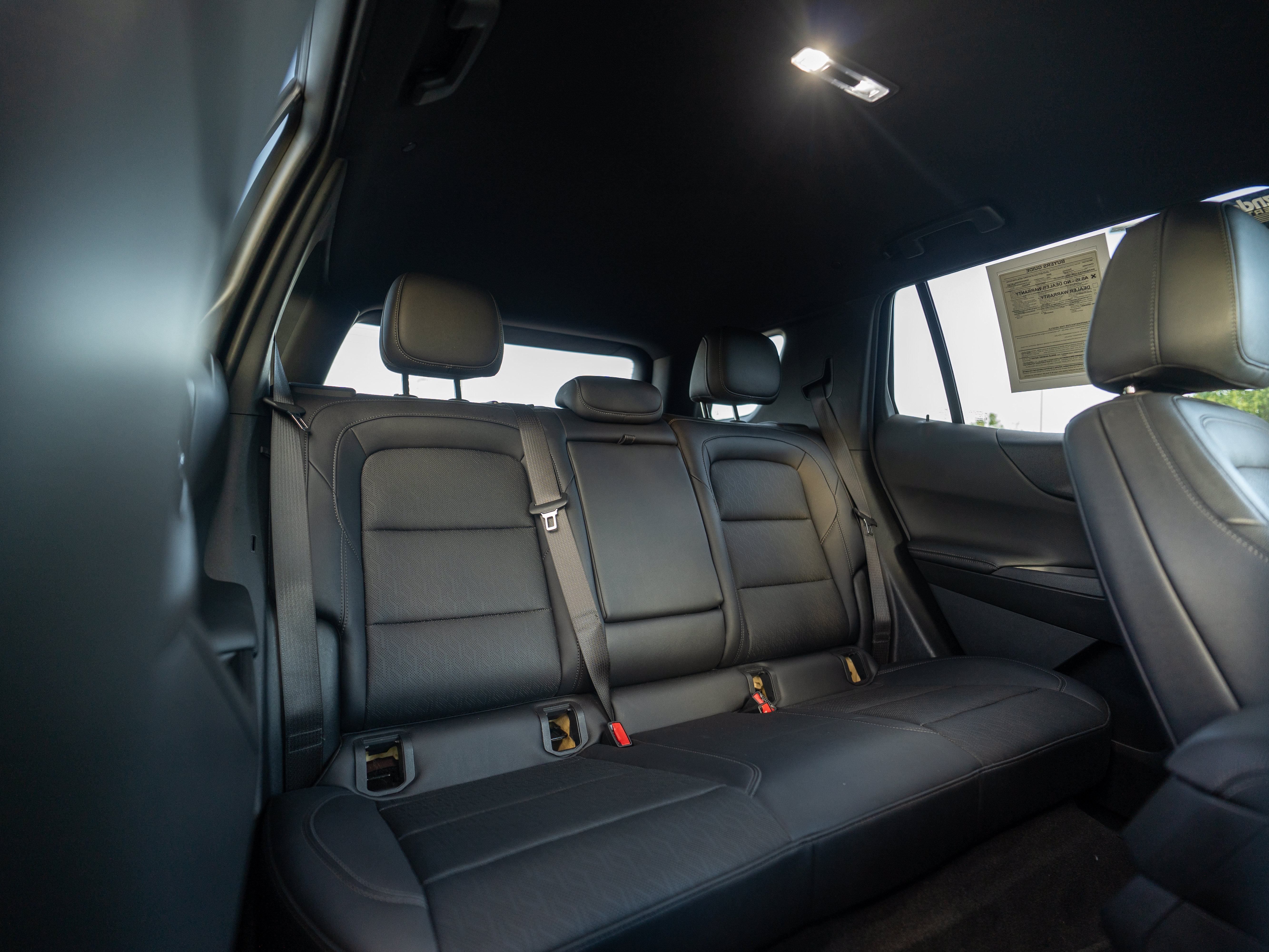 Used 2025 Chevrolet Equinox LT w/ Convenience Package II FWD image 12