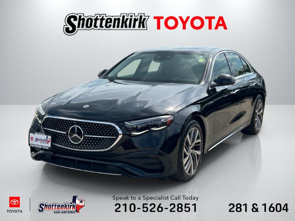 Used 2024 Mercedes-Benz E 350 4MATIC Sedan image 1