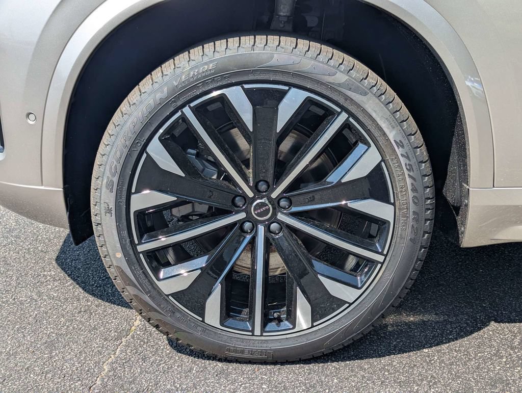 New 2026 Volvo XC90 T8 Ultra w/ Protection Package AWD/4WD image 11