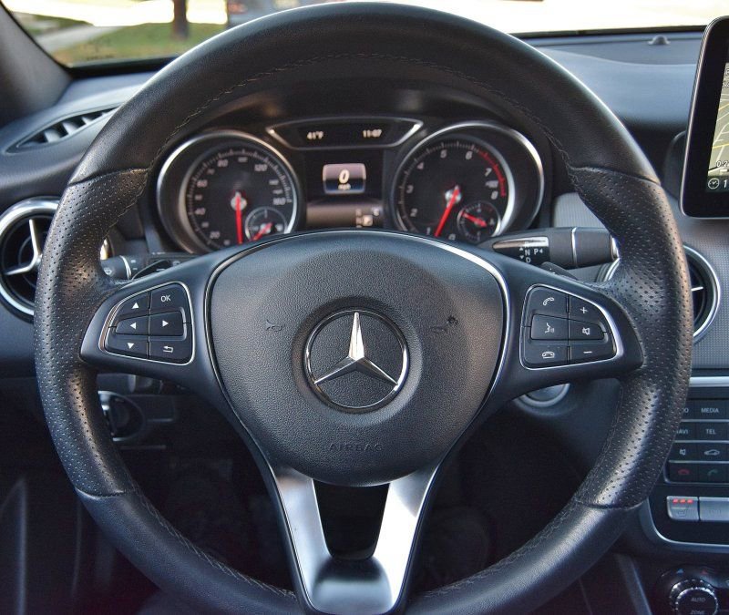 Used 2020 Mercedes-Benz GLA 250 4MATIC image 12