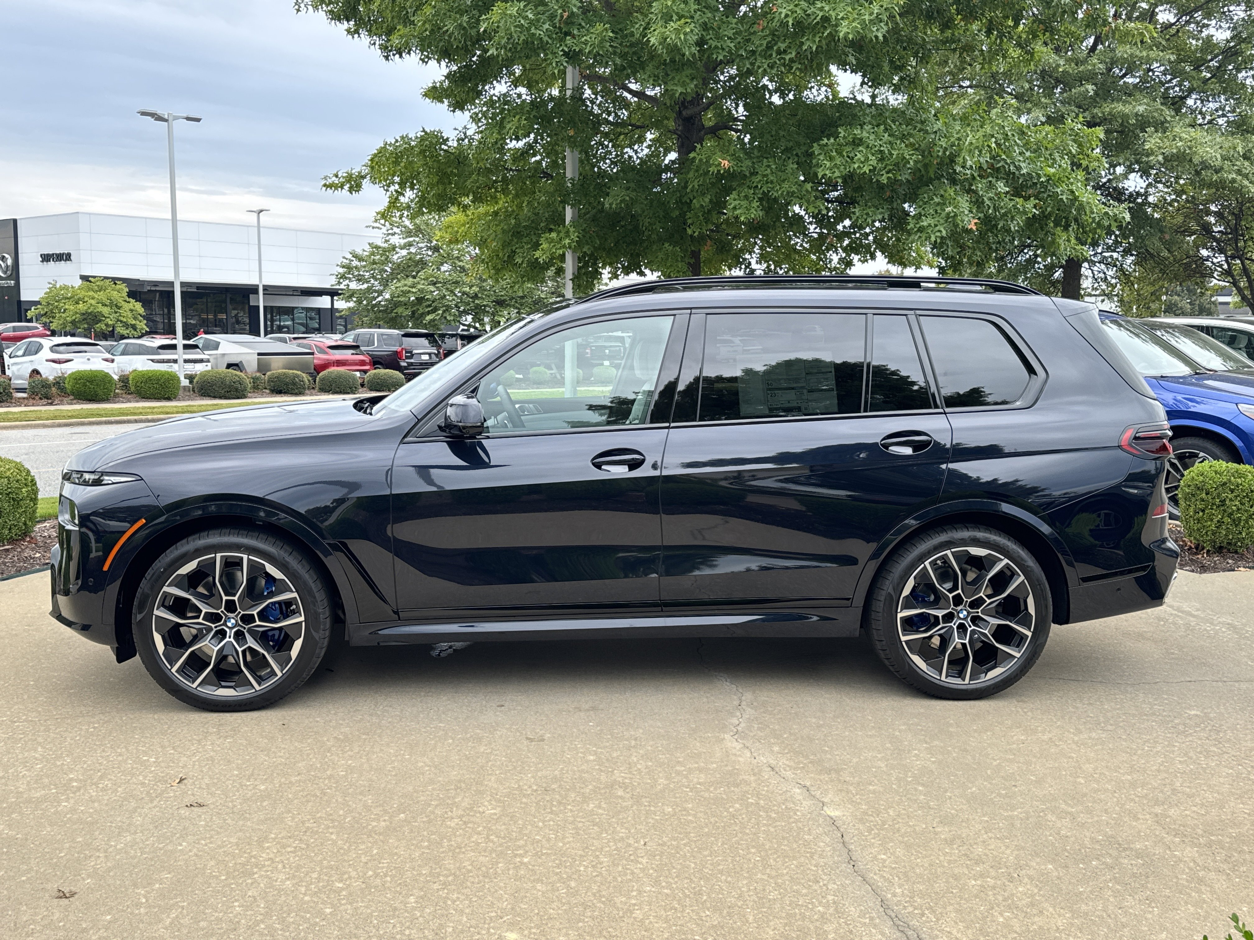 New 2026 BMW X7 xDrive40i w/ M Sport Package image 2