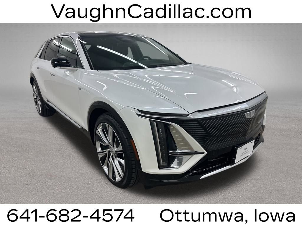 Certified 2025 Cadillac Lyriq Luxury w/ LPO, Floor Liner Package AWD/4WD image 1