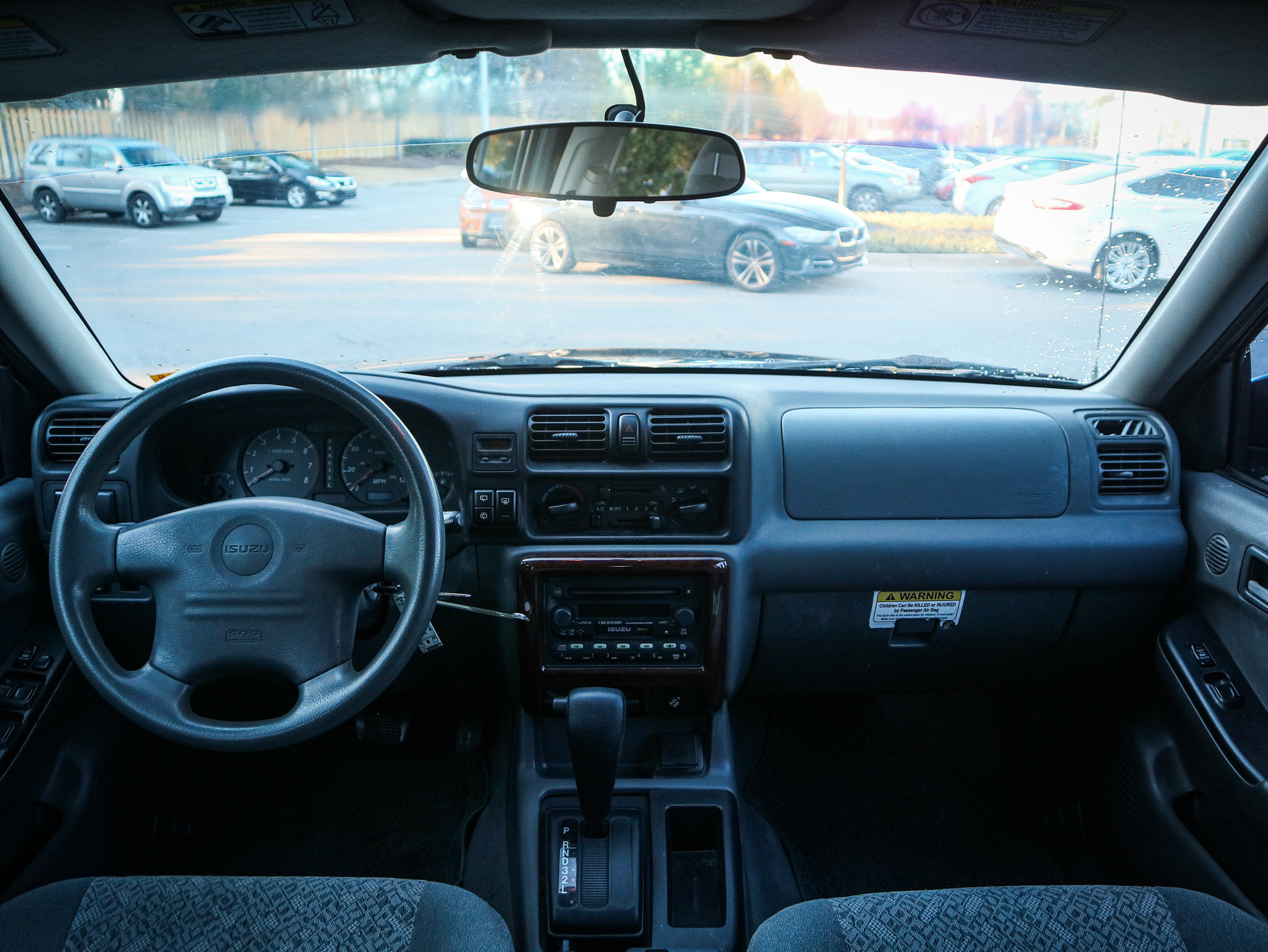 Used 2002 Isuzu Rodeo LS image 27