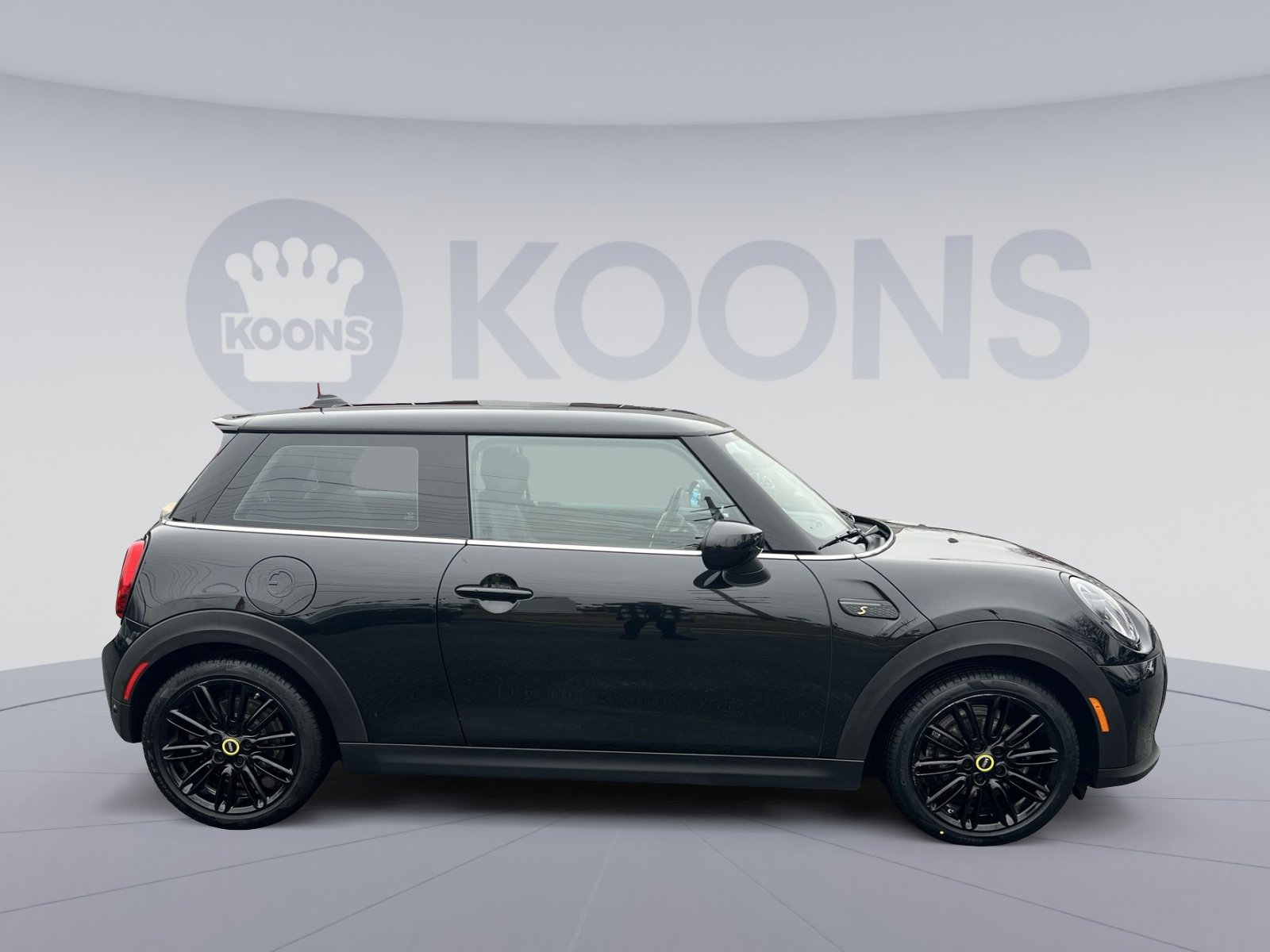 Used 2024 MINI Cooper SE image 8