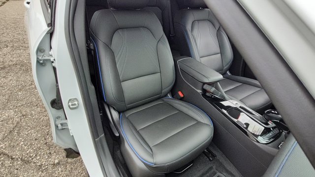Used 2024 Buick Envista Sport Touring w/ Convenience I Package FWD image 6