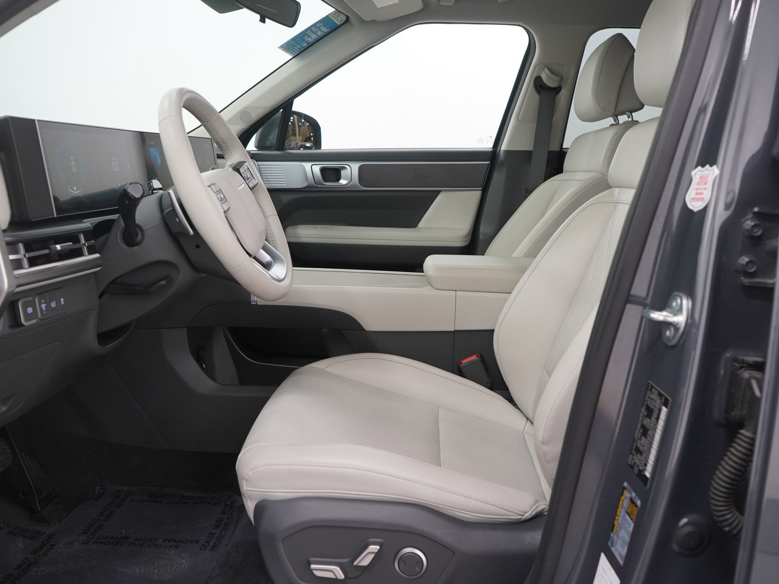 Used 2025 Hyundai Santa Fe SEL image 24