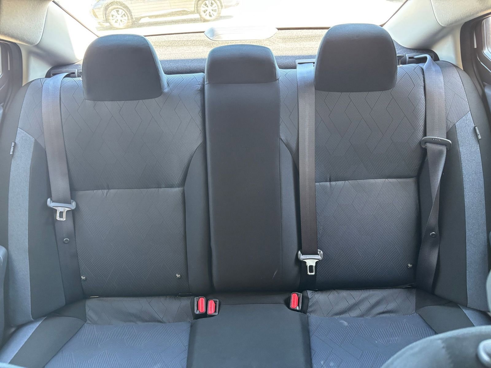 Used 2025 Nissan Versa SV FWD image 38