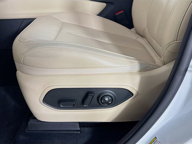 Used 2024 Jeep Grand Cherokee Limited image 24