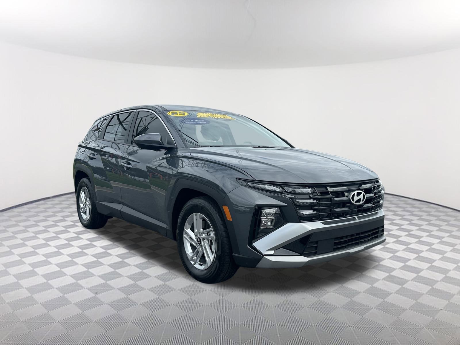 Used 2025 Hyundai Tucson SE image 4