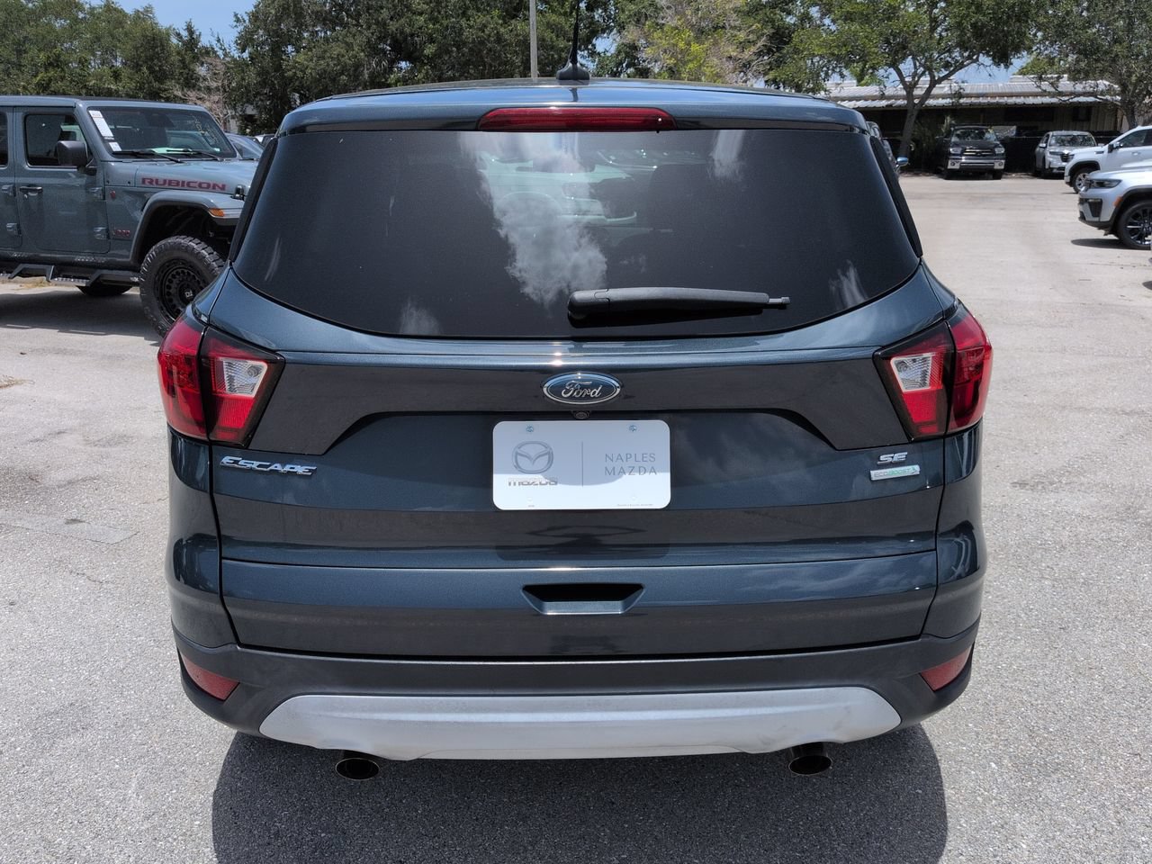 Used 2019 Ford Escape SE FWD image 6