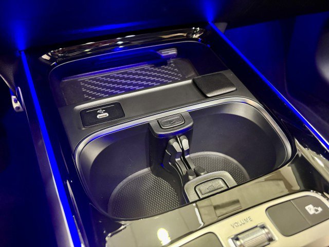 New 2025 Mercedes-Benz GLB 35 AMG 4MATIC image 18