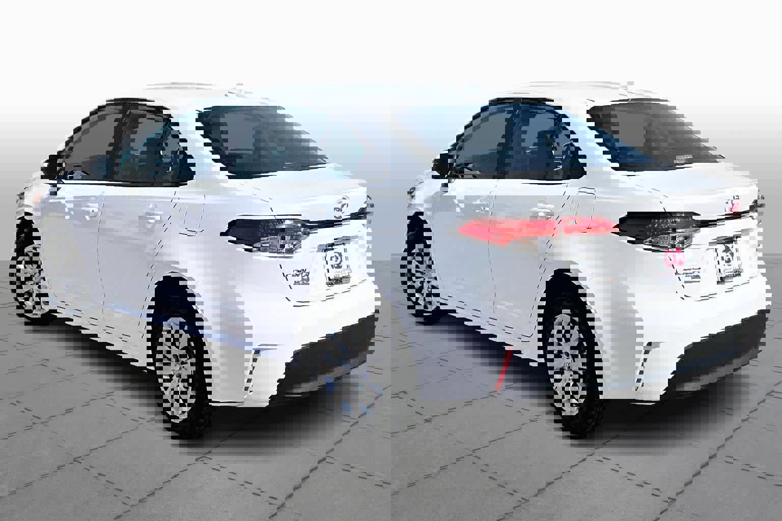 Used 2026 Toyota Corolla LE image 12