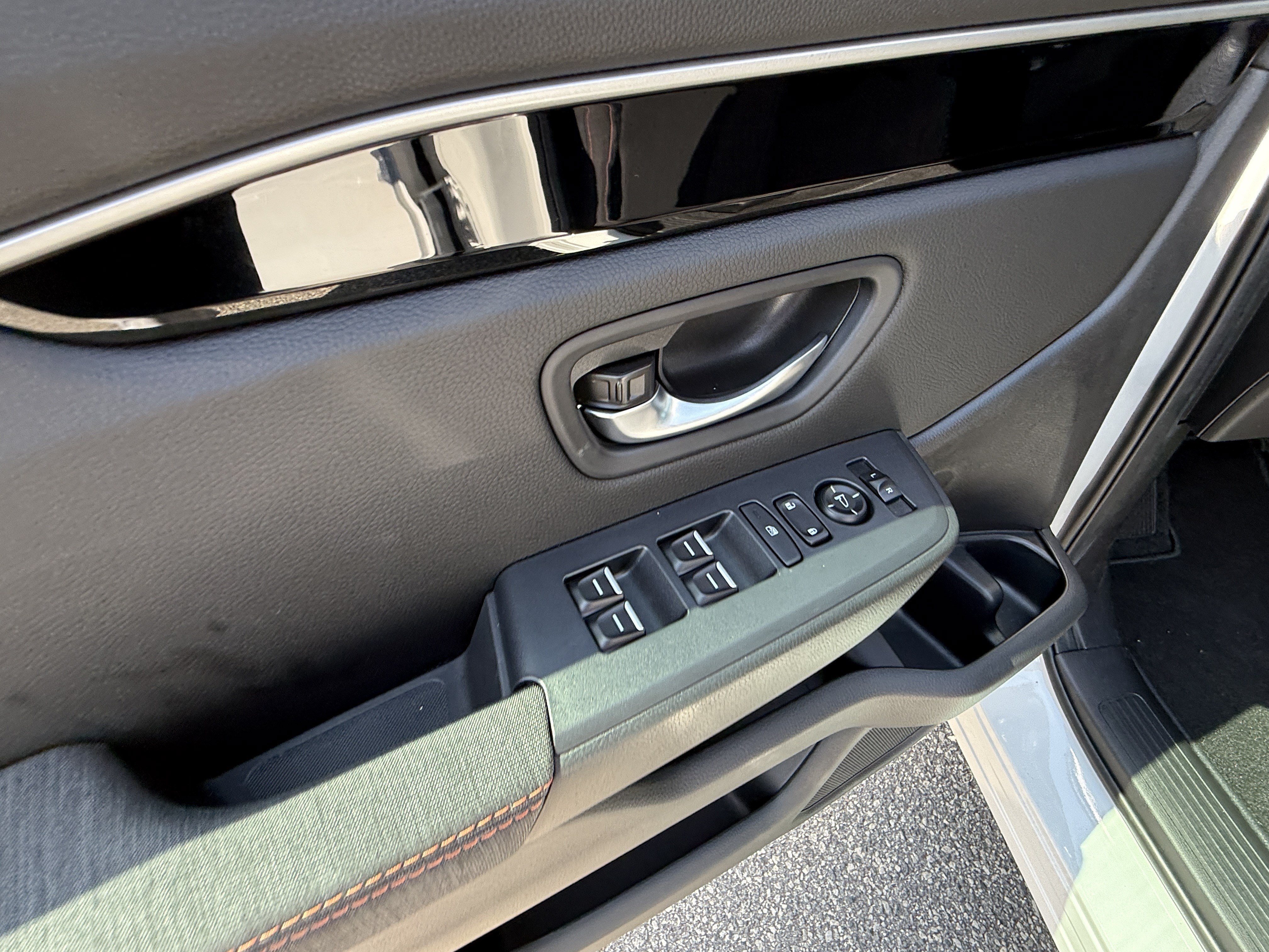 New 2026 Honda Pilot Sport image 13