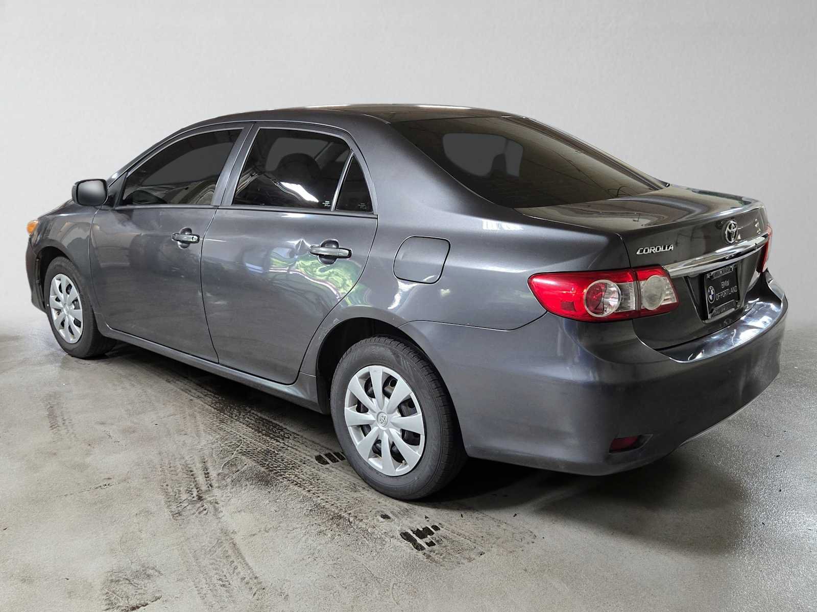Used 2013 Toyota Corolla L FWD image 5