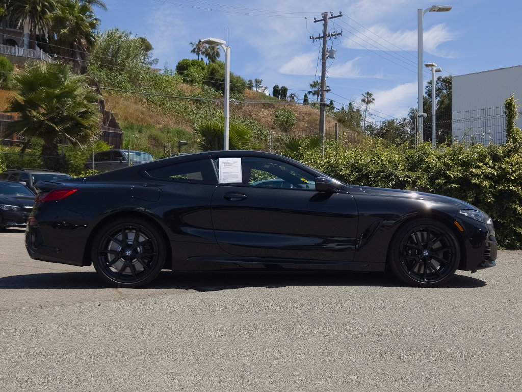Used 2026 BMW 840i Coupe w/ M Sport Professional Package RWD image 5