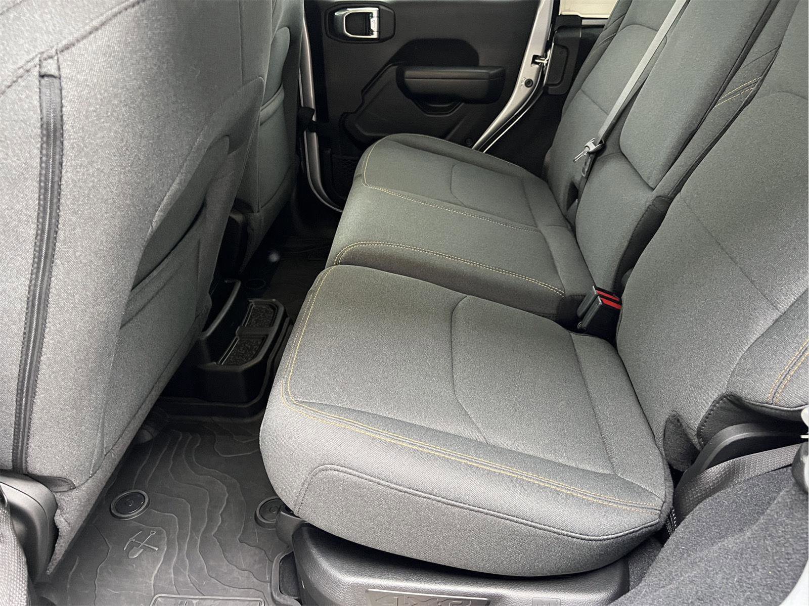 Used 2024 Jeep Wrangler Sport S w/ Convenience Group image 12