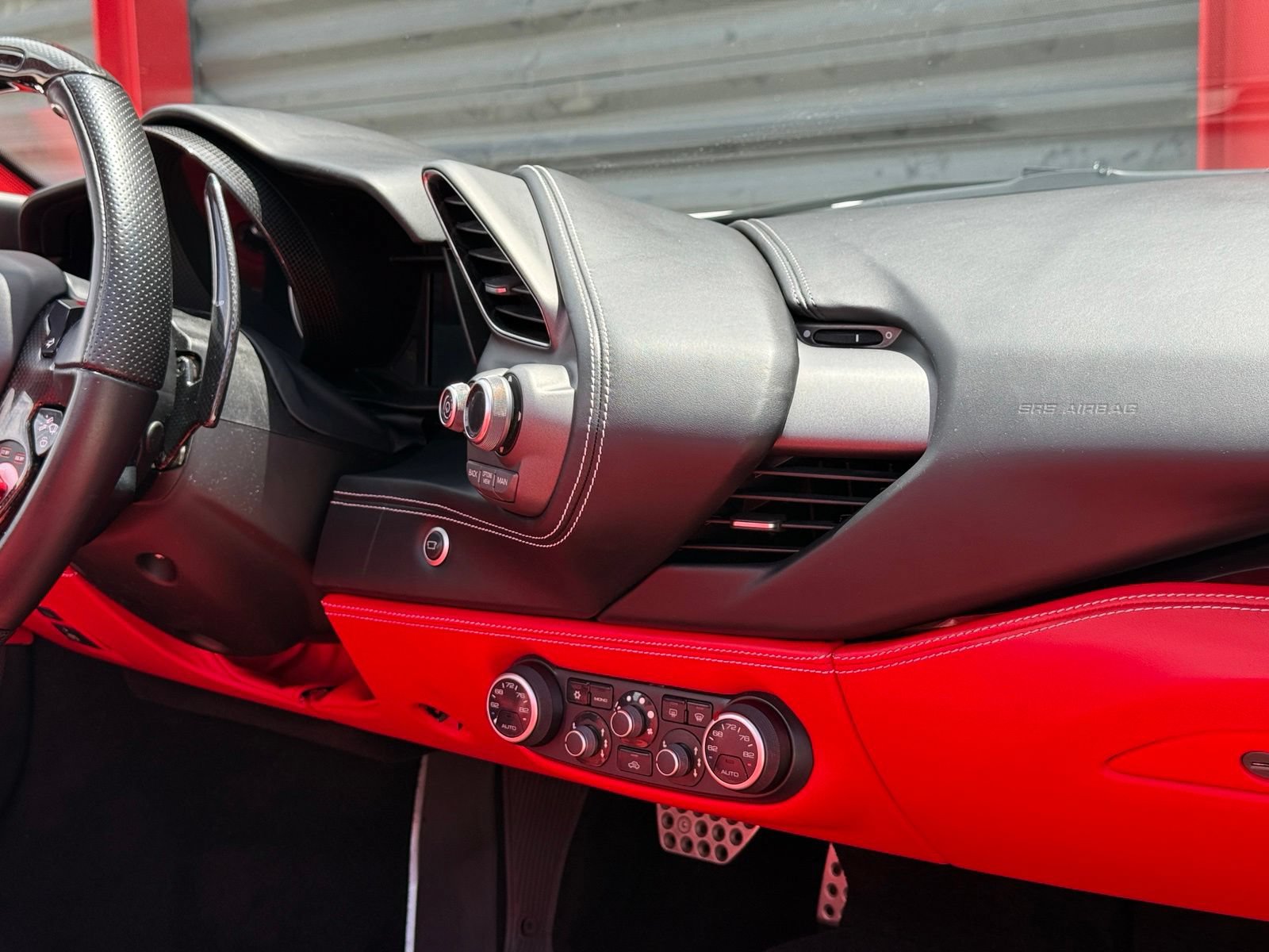 Used 2018 Ferrari 488 Spider RWD image 46