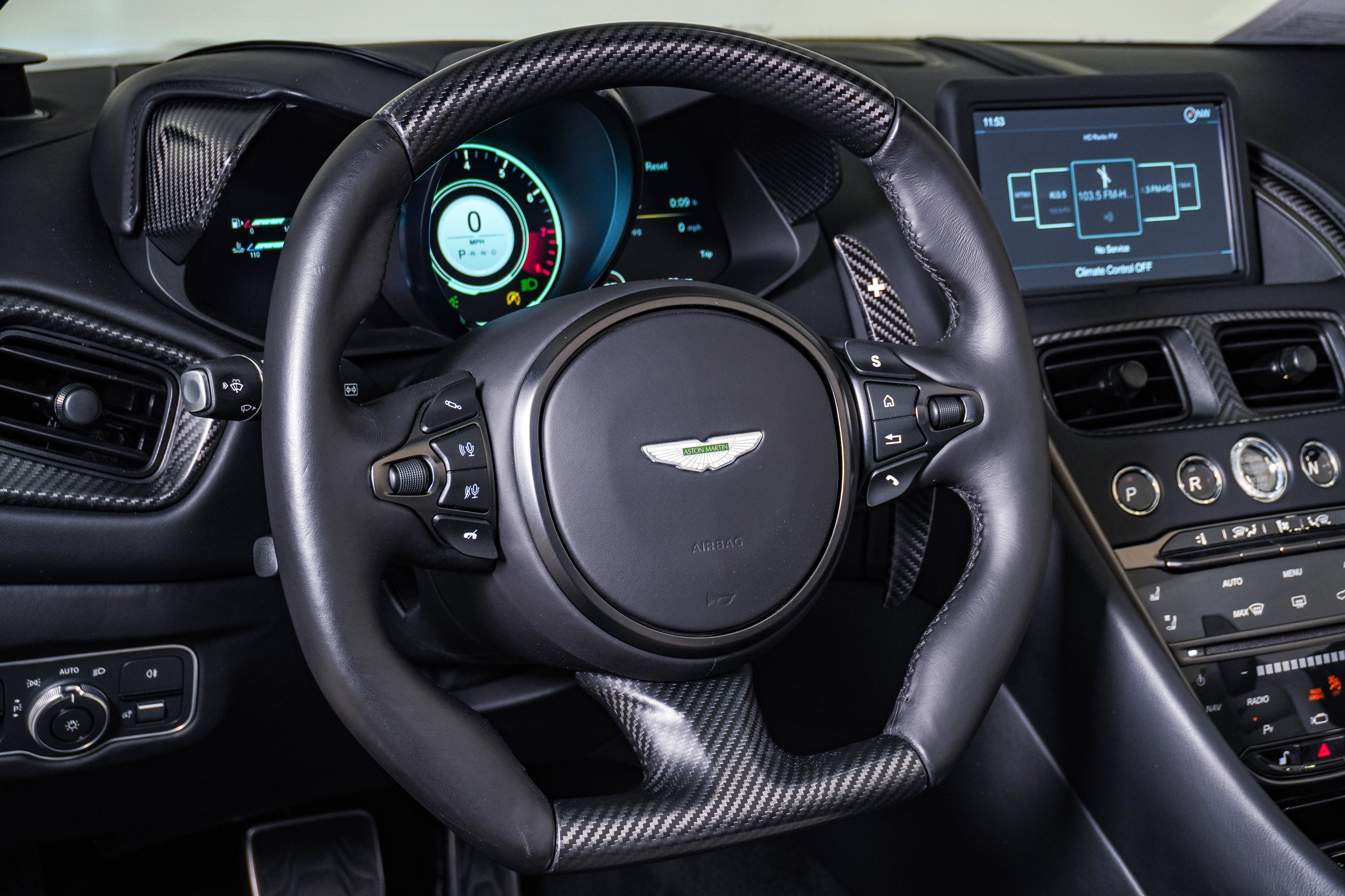 Used 2023 Aston Martin DBS Superleggera Volante RWD image 27