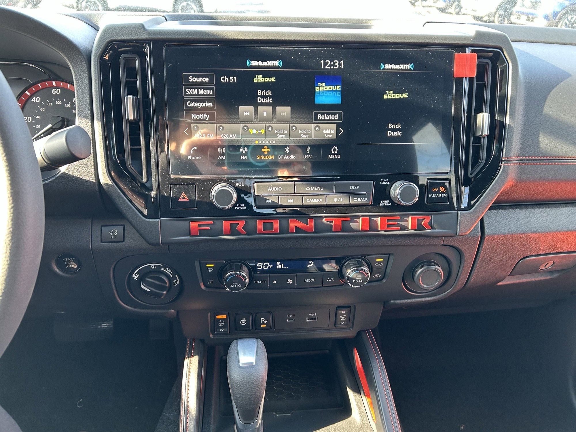 New 2026 Nissan Frontier PRO-4X w/ Pro-4x Convenience Package image 13