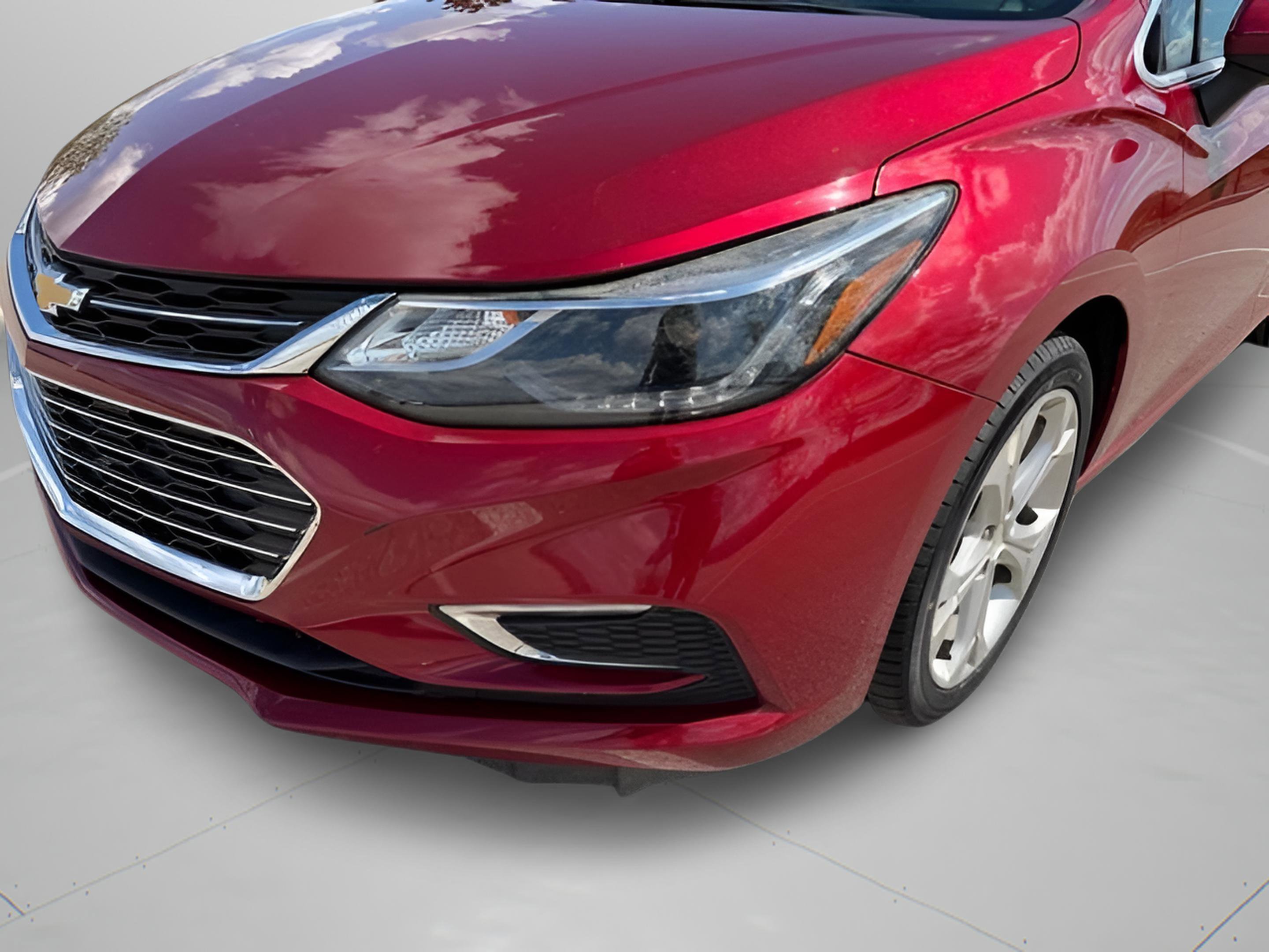 Used 2017 Chevrolet Cruze Premier image 28