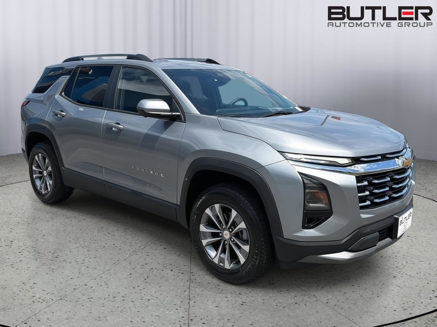 Used 2025 Chevrolet Equinox LT w/ Convenience Package II FWD image 8