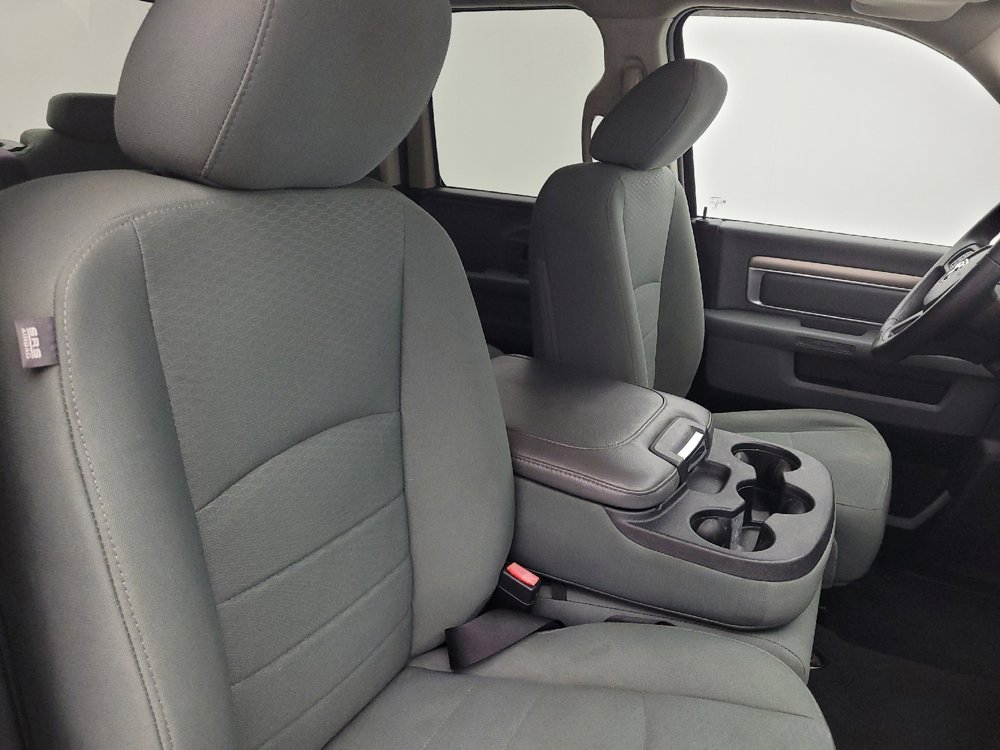 Used 2016 RAM 1500 Classic SLT RWD image 21
