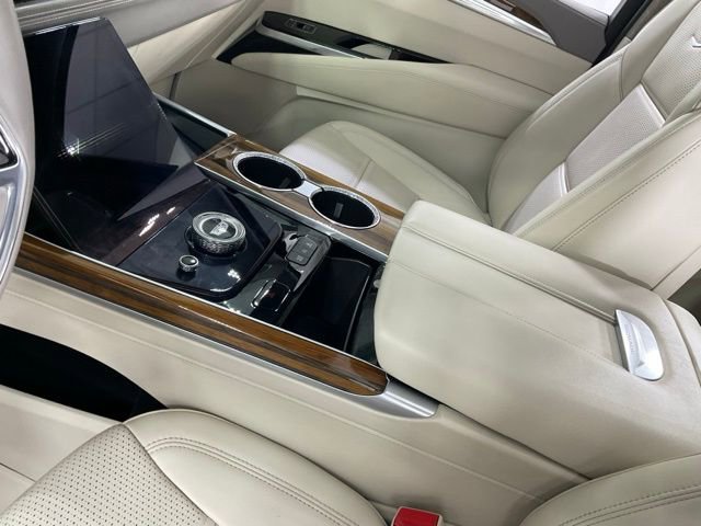 Certified 2025 Cadillac Escalade ESV Sport Platinum image 14