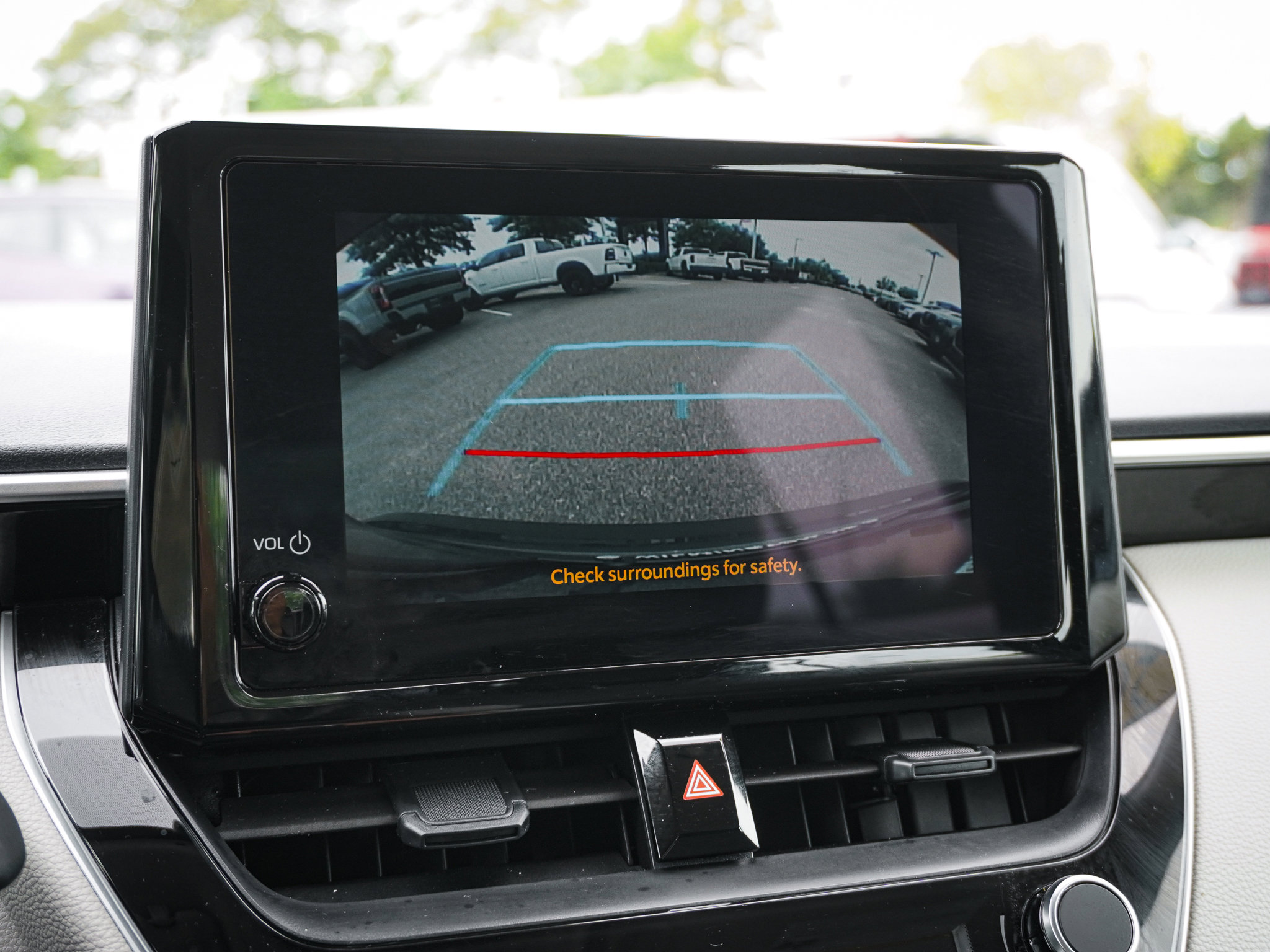 Used 2025 Toyota Corolla LE FWD image 26