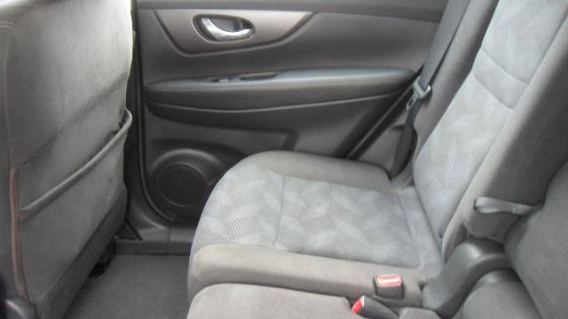 Used 2015 Nissan Rogue S AWD/4WD image 15